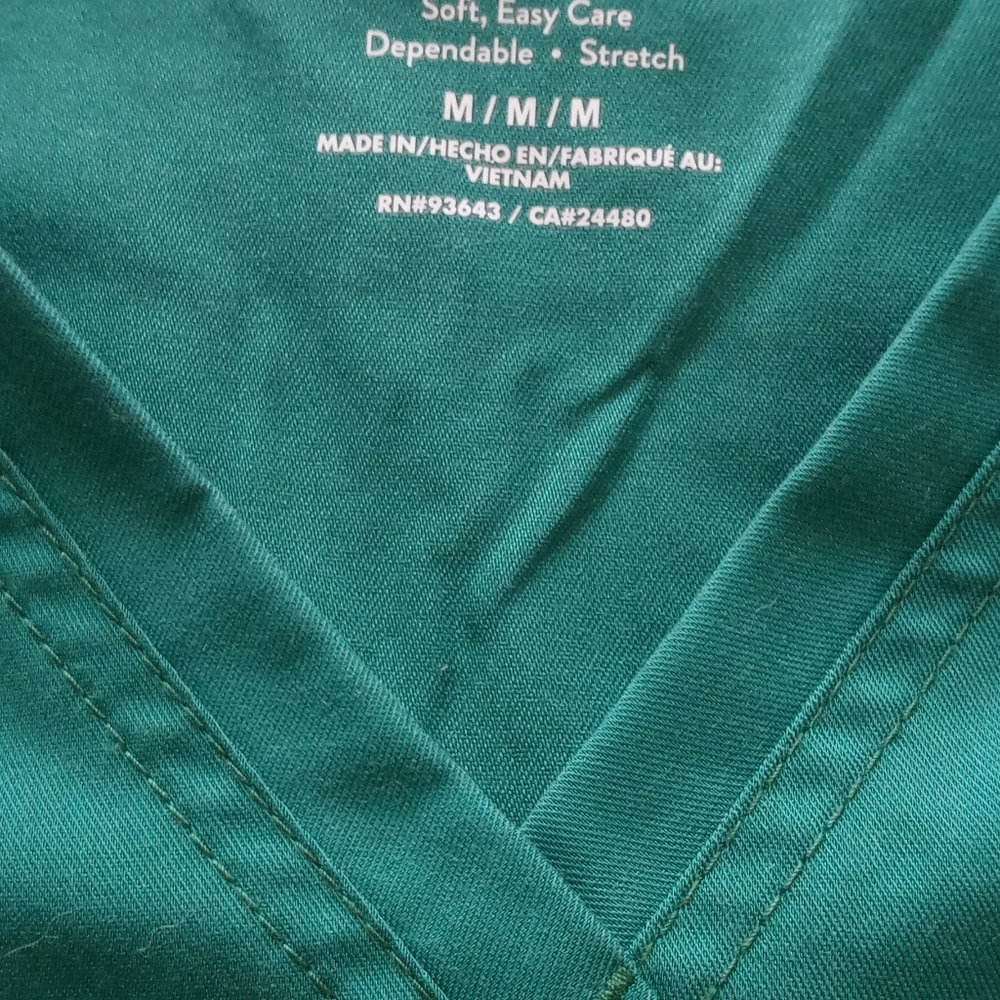 Scrub set - Picture 4 of 4